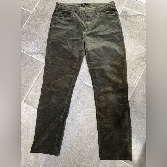 Monfrere Other - MONFRÈRE Brando Needle Cord Pants Olive Green (Size 34)